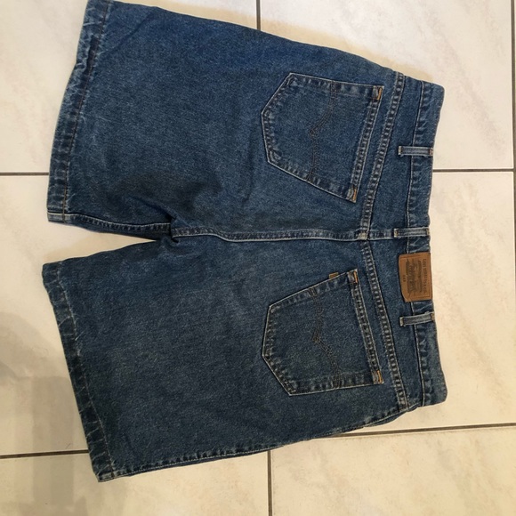 Levi’s 545 Men’s Jean Shorts. Vintage. 90's. Made in USA. Size: 40 - Picture 6 of 6